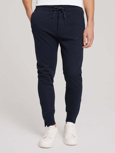 MBRC@TOMTAILOR - MEN BLUE SWEATPANTS - FRONTAL VIEW