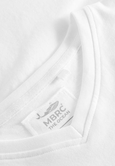 MBRC MEN SUSTAINABLE WHITE T-SHIRT - V-NECK