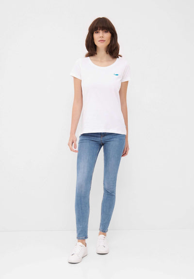 MBRC WOMEN SUSTAINABLE WHITE T-SHIRT "LIGHT BLUE LOGO" - FULL-BODY VIEW