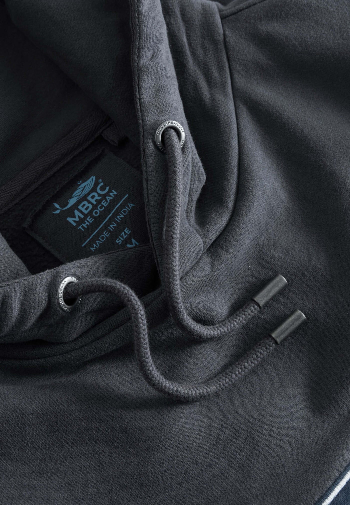 MBRC UNISEX SUSTAINABLE OCEAN HOODIE - DETAIL VIEW